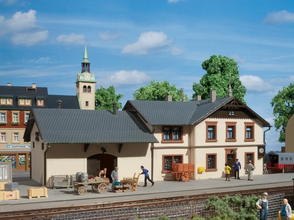 Auhagen 11362 - H0 - Bahnhof Obergittersgrün, 245 x 140 x 100 mm