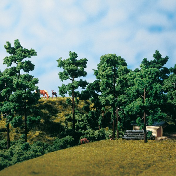 Auhagen 71941 - 12 Kiefernstämme mit Belaubungsmaterial, 13 cm