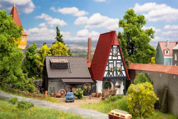 Faller 232156 - N - Rathaus mit Weinkeller