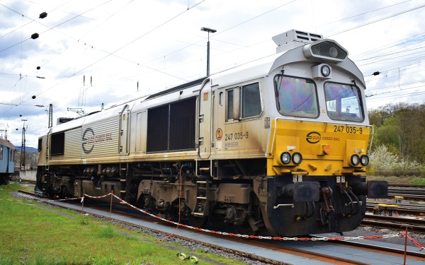 Arnold HN9080HM - TT - Euro Cargo Rail, Diesellokomotive Class 77, weiß-gelbe Farbgebung, BLE-Soundd