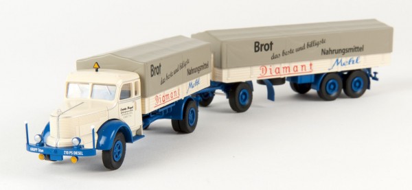 Brekina 86015 - H0 - Krupp Titan PP-Zug "Diamant Mehl"