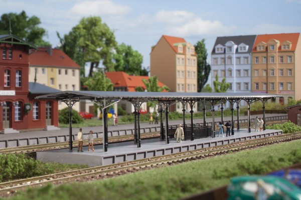 Auhagen 14481 - N - Bahnsteig, 250 x 41 x 36 mm