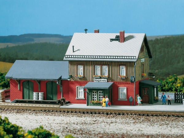 Auhagen 13275 - TT - Bahnhof Hagenau, 250 x 100 x 96 mm