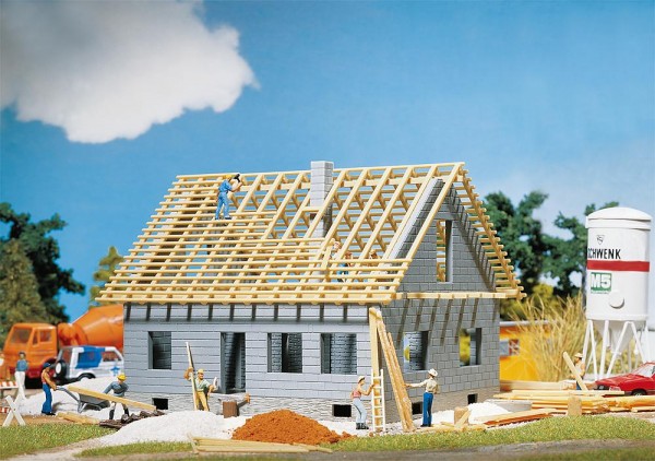 Faller 130303 - H0 - Einfamilienhaus im Bau, 12,0 x 9,0 x 9,5 cm