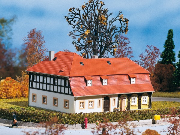Auhagen 11379 - H0 - Umgebindehaus, 172 x 132 x 96 mm