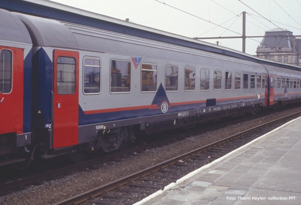 Piko 58542 - H0 - Personenwg. Eurofima 2. Kl. SNCB V