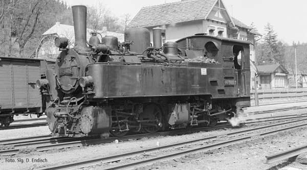Tillig 05820 - H0e - Dampflokomotive 99 4905 der DR, Ep. III -FORMNEUHEIT-