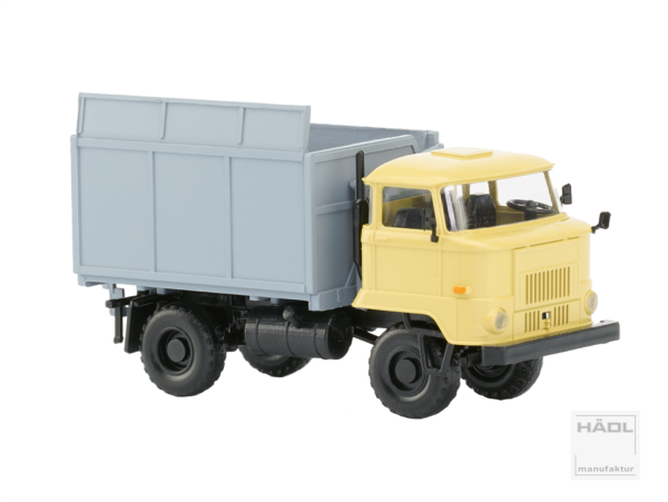 Hädl 121071-10 - TT - sandgelber IFA L60 Schwerhäckselaufbau, Allrad, Ballonräder