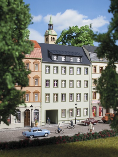 Auhagen 13337 - TT - Stadthaus Markt 3, 108 x 63 x 160 mm