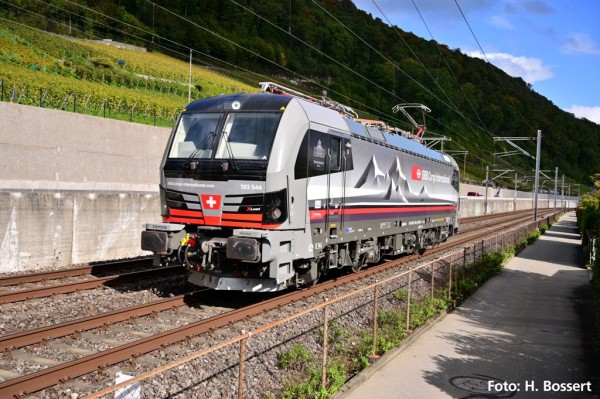 Piko 21755 - H0 - E-Lok Vectron Bundeshaus Bern SBB CINT VI + DSS PluX22