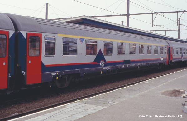 Piko 58541 - H0 - Personenwg. Eurofima 1. Kl. SNCB V