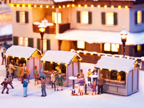 Noch 65610 - H0 - Kombi-Set "Auf dem Weihnachtsmarkt"
