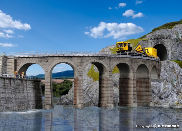Kibri 39725 - H0 - Riedberg-Viadukt mit Eisbrecherpfeilern gebogen, eingleisig